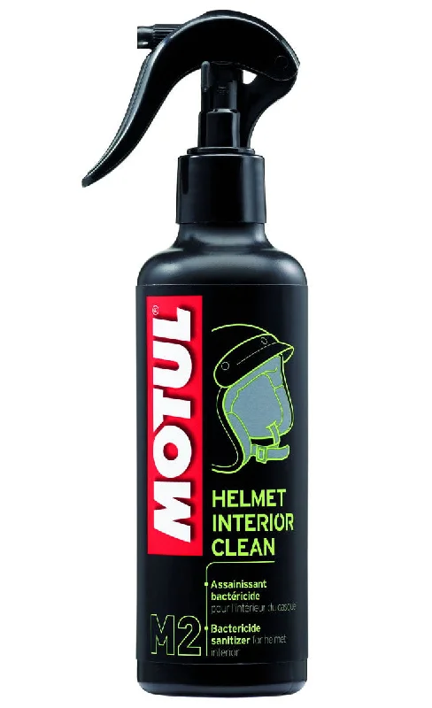 Motul M2 Helmet Interior Cleaner (250 ml)